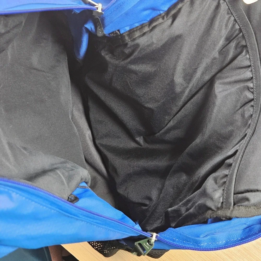 Nike backpack unisex